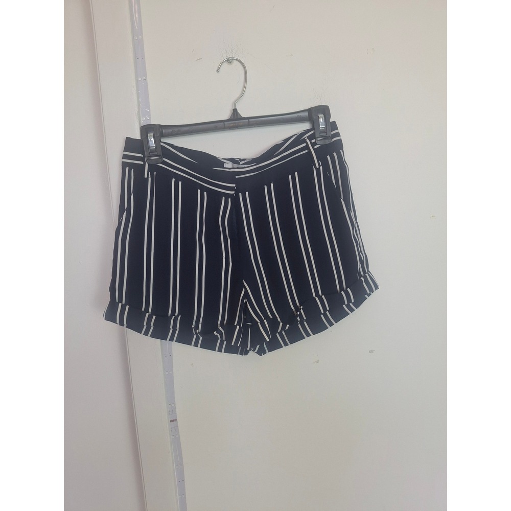 Ovi Womens Navy Blue White Striped Cuffed Shorts Size Small P7020 Stretch Casual